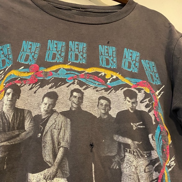 RARE Vintage 80’s New Kids on the Block Band Tee - Picture 3 of 4
